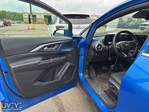 Used 2024 Chevrolet Equinox EV LT AWD/4WD image 8