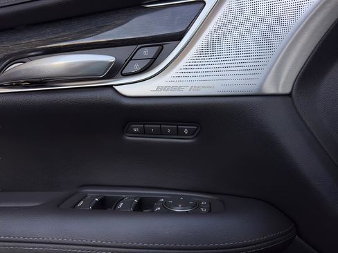 Used 2022 Cadillac XT5 Premium Luxury w/ Technology Package image 25