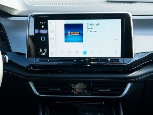 New 2026 Volkswagen Atlas Cross Sport SE FWD image 32
