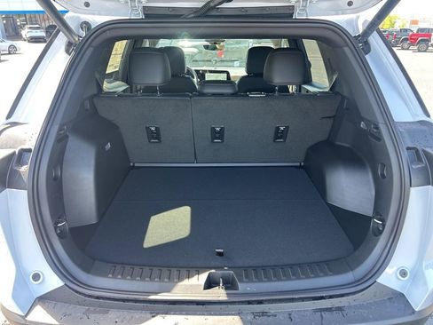 New 2026 Chevrolet Equinox ACTIV FWD image 44