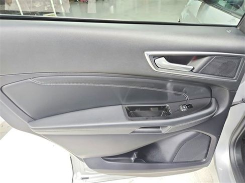 Used 2019 Ford Edge Titanium w/ Equipment Group 301A image 37