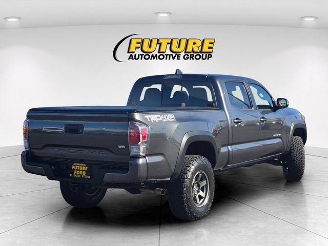 Used 2020 Toyota Tacoma TRD Off-Road w/ TRD Premium Off Road Package AWD/4WD image 4