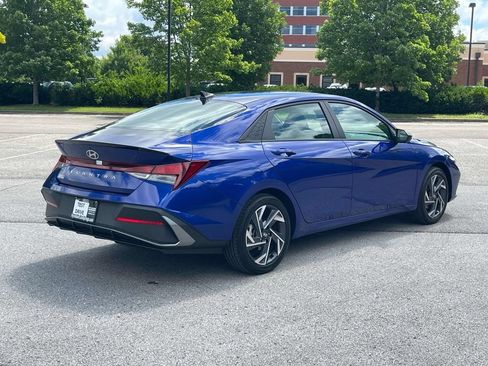 Certified 2025 Hyundai Elantra Sport w/ Cargo Package FWD image 7