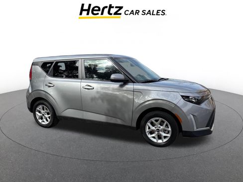 Used 2025 Kia Soul LX w/ LX Technology Package image 1