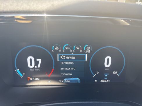 Used 2022 Ford F150 Lariat w/ Equipment Group 502A High image 12