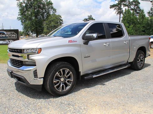 Used 2019 Chevrolet Silverado 1500 LT w/ Texas Edition AWD/4WD image 4