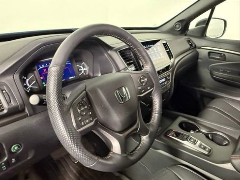 Used 2025 Honda Passport TrailSport image 60