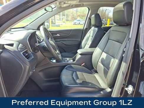 Used 2023 Chevrolet Equinox Premier AWD/4WD image 2