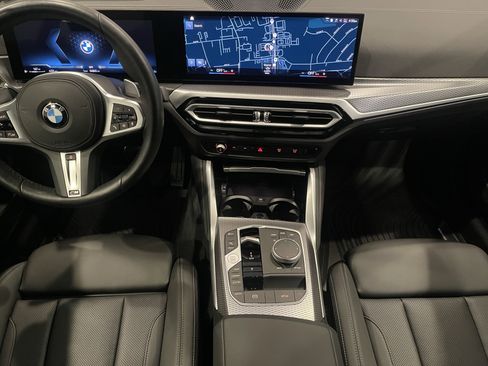 Certified 2024 BMW 430i xDrive Convertible w/ M Sport Package AWD/4WD image 17