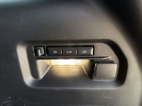 Used 2025 Ford Explorer ST w/ Sun And Sound Package AWD/4WD image 44