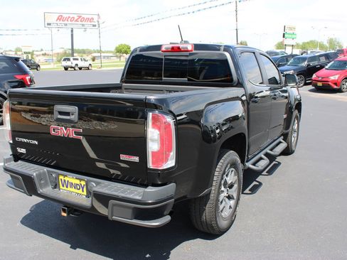 Used 2016 GMC Canyon SLE w/ All Terrain Adventure Package image 9