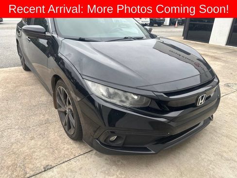 Used 2020 Honda Civic Sport image 2