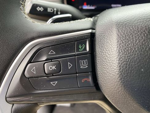 Certified 2024 Jeep Grand Cherokee Altitude image 17