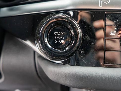 New 2026 Nissan Pathfinder SL image 22