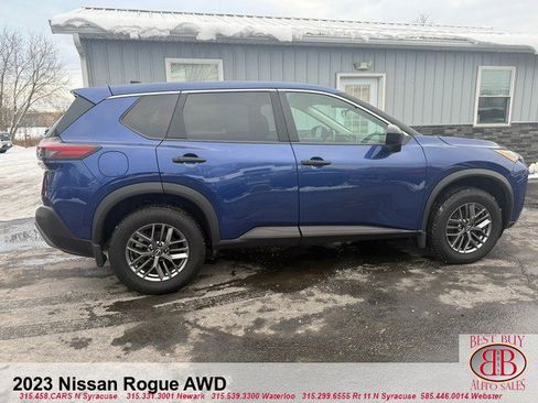 Used 2023 Nissan Rogue S image 7