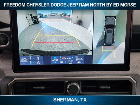 Used 2025 Toyota 4Runner Trailhunter image 15