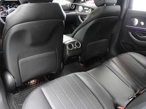 Used 2019 Mercedes-Benz E 300 image 11