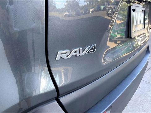 Used 2023 Toyota RAV4 LE image 8
