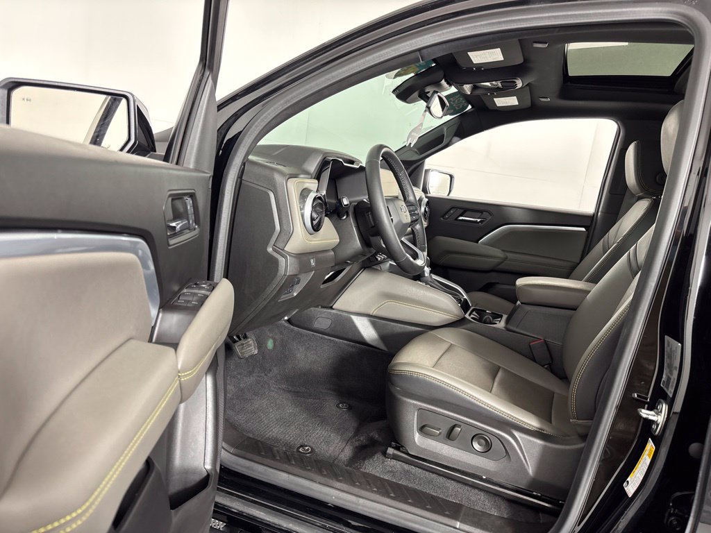 Certified 2024 Chevrolet Colorado ZR2 w/ ZR2 Convenience Package III AWD/4WD image 26