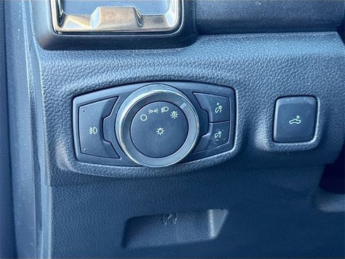 Used 2022 Ford Ranger Lariat w/ Tremor Off-Road Package image 10