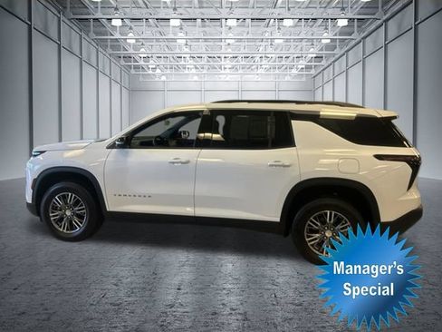 Certified 2026 Chevrolet Traverse LT AWD/4WD image 25
