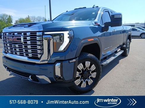 Used 2025 GMC Sierra 2500 Denali w/ Denali Reserve Package AWD/4WD image 1