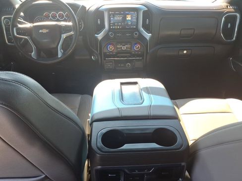 Used 2021 Chevrolet Silverado 1500 LTZ AWD/4WD image 13