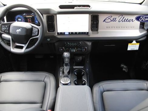 New 2026 Ford Bronco Outer Banks AWD/4WD image 11