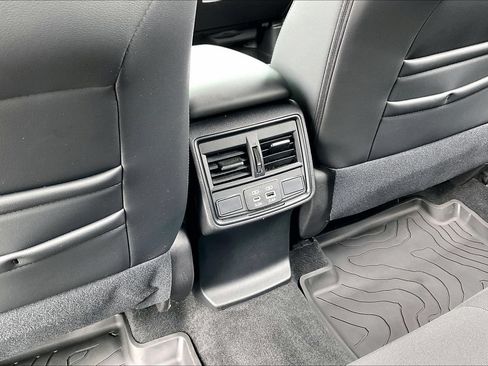 Certified 2026 Subaru Forester Premium AWD/4WD image 24