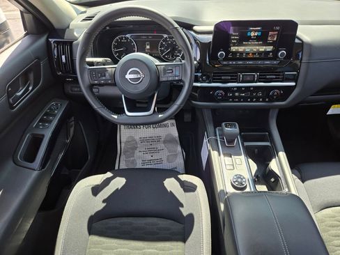 Certified 2025 Nissan Pathfinder SV w/ Cargo Package image 9