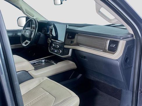 Certified 2022 Ford Expedition Max Limited RWD image 32