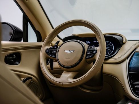 Used 2023 Aston Martin DBX 707 AWD/4WD image 43