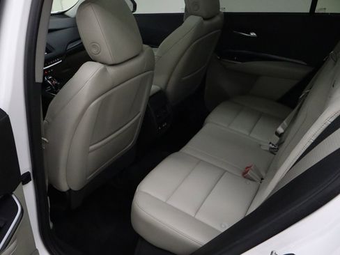 Used 2023 Cadillac XT4 Luxury w/ Cold Weather Package image 28