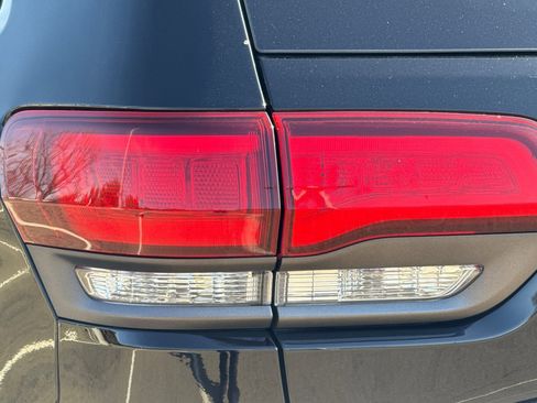 Used 2020 Jeep Grand Cherokee Limited X image 46