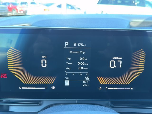 New 2027 Kia Carnival EX FWD image 11