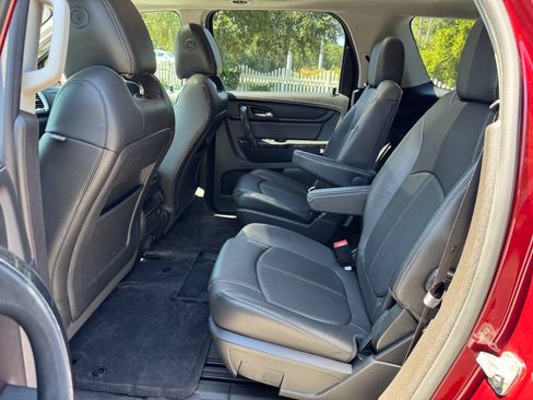 Used 2017 GMC Acadia Limited SLT AWD/4WD image 10