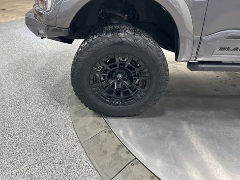 Used 2023 Ford F150 Lariat w/ Equipment Group 502A High image 37