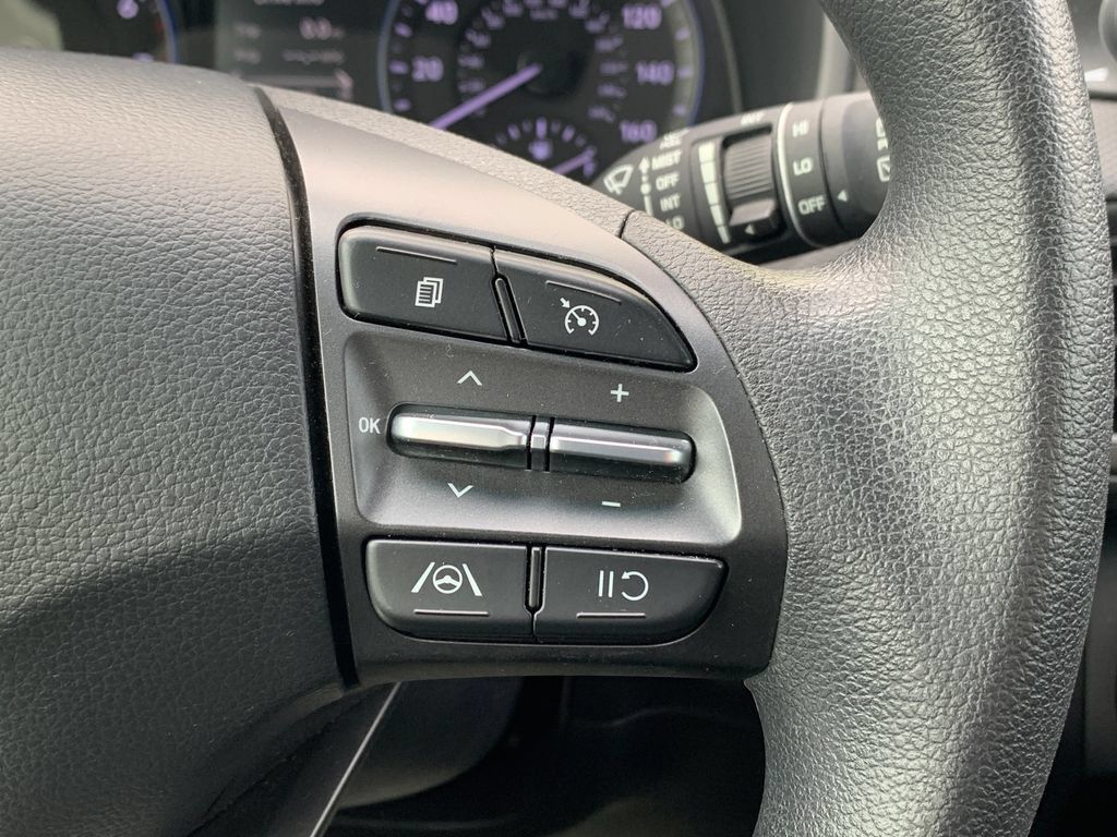 Used 2023 Hyundai Kona SEL w/ Cargo Package FWD image 13
