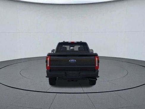 New 2026 Ford F250 4x4 Crew Cab Super Duty image 5