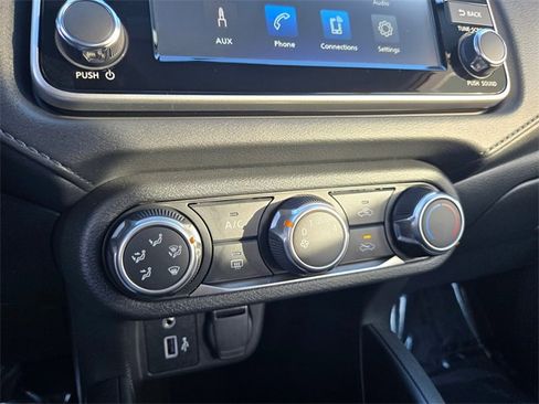 New 2025 Nissan Versa S image 19