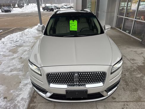 Used 2020 Lincoln Nautilus Reserve w/ Equipment Group 201A image 11