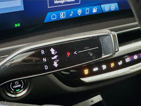 Used 2024 Cadillac Lyriq Tech RWD image 25