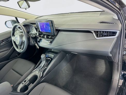 Used 2024 Toyota Corolla LE image 27