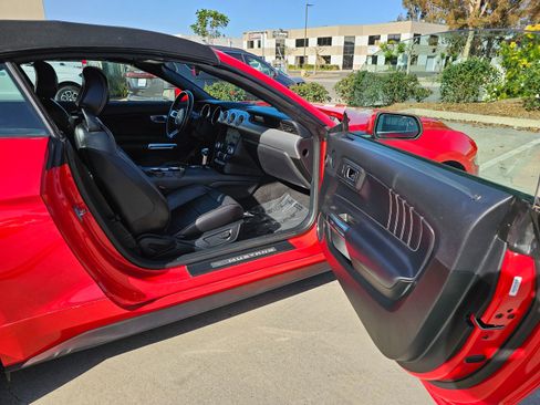 Used 2023 Ford Mustang Premium image 22