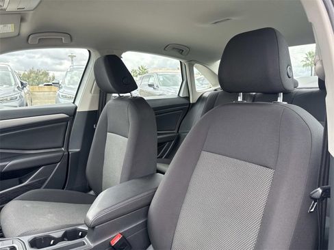 Used 2021 Volkswagen Jetta S w/ Driver Assistance Package image 16