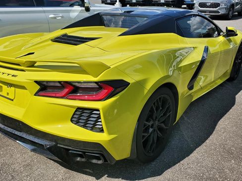 Used 2023 Chevrolet Corvette Stingray Premium Conv w/ Z51 Performance Package image 9