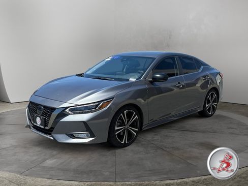 Used 2023 Nissan Sentra SR w/ SR Premium Package FWD image 3