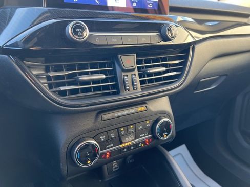 Used 2025 Ford Escape ST-Line Select image 37