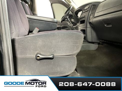 Used 2005 Dodge Ram 3500 Truck SLT image 28