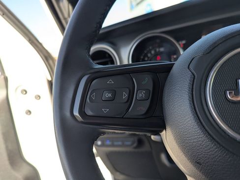 Used 2023 Jeep Wrangler Unlimited AWD/4WD image 22